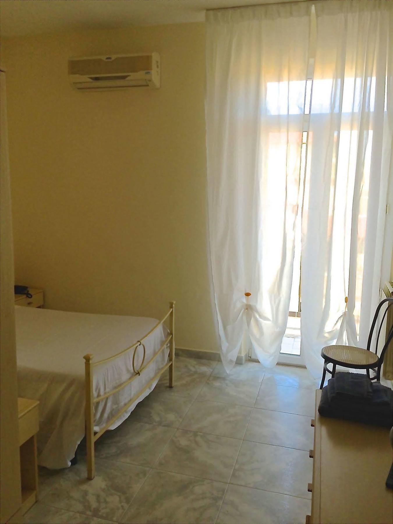 מרינה די פיאטרסנטה Hotel Mirage מראה חיצוני תמונה